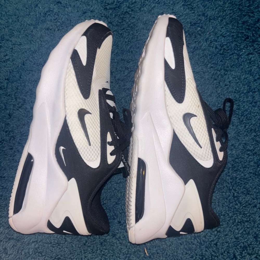 Nike Classic Black and White Athletic Shoes